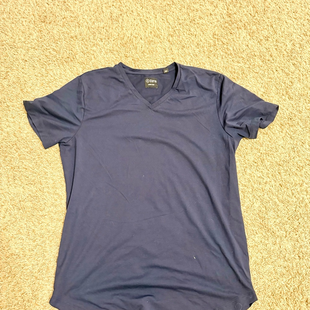 Cuts Navy Blue Men's V Neck Curve Hem Shirt